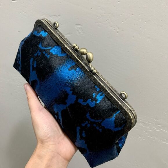 Handmade Real Hair-on Calf hide  Embossed Kisslock Clutch/Wristlet/Crossbody - Picture 12 of 16